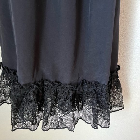 Daughters of the Revolution Black Lace Dress Size 2 Goth Halloween - Picture 5 of 8